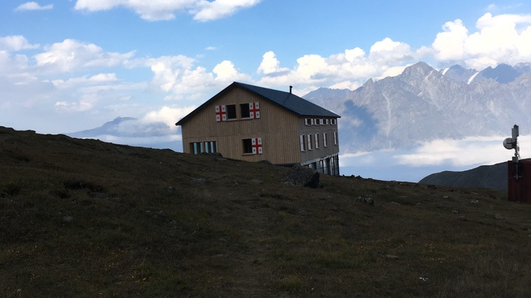 Keeping adventure lovers connected on Alpine heights, Since Altihut.