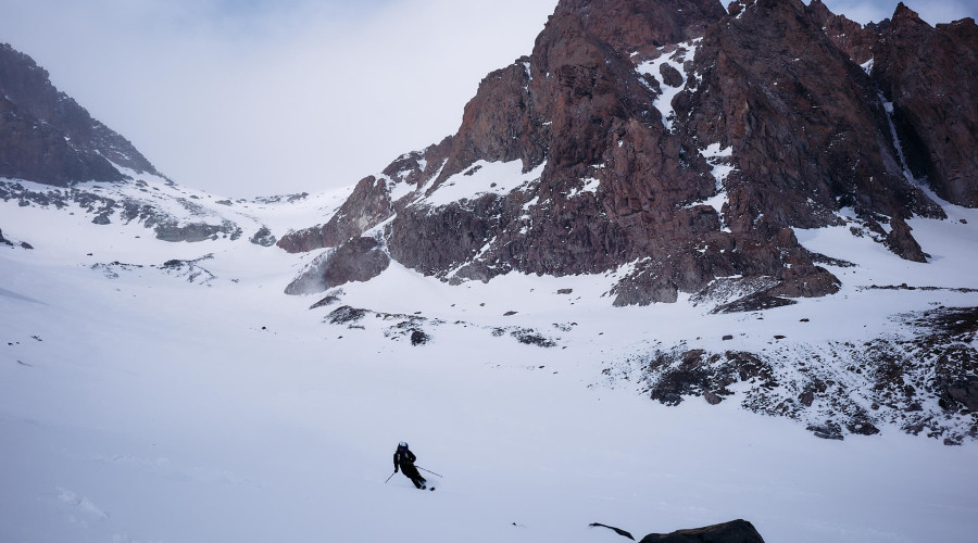 Skitouring: AltiHut – Stepantsminda with Peter Schön